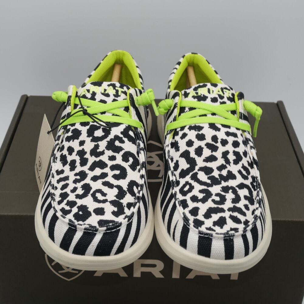 NEW Ariat Women's 6.5 Hilo Mocs Black White Animal Slip On Shoes - Picture 3 of 12